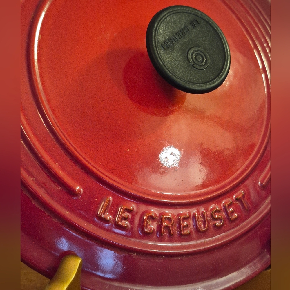 Le Creuset Lid - Picture 2 of 6